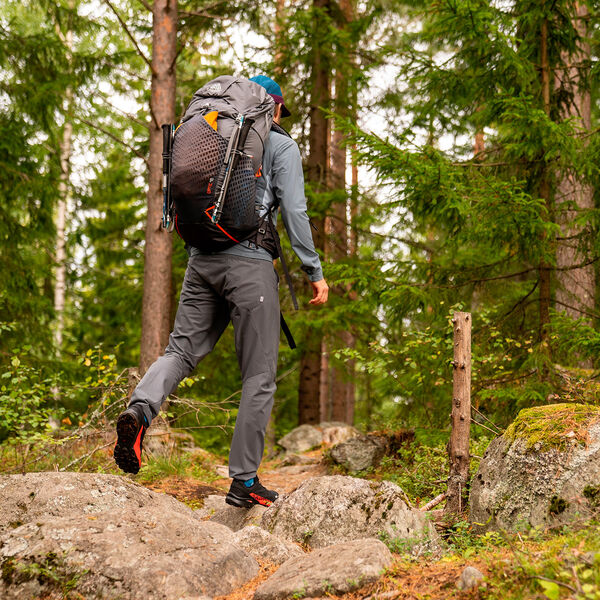 Trekking to Monte Corno